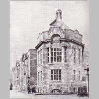 Cambridge Medical Schools, 1904, photo Architectural Press.jpg